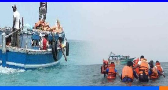 நயினாதீவு படகு விபத்து-10 பேரும் வைத்தியசாலையில்..